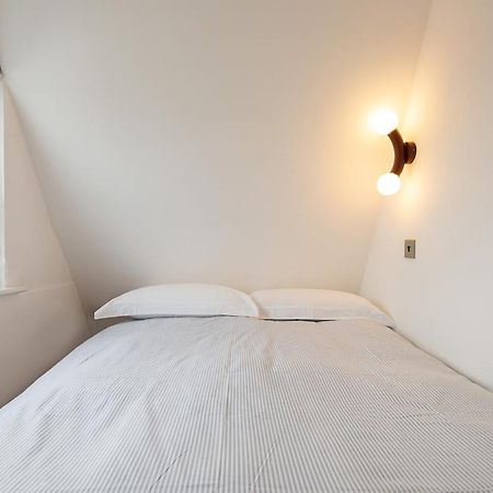 Central One-Bedroom, 99 Steps To The Sea Brighton Ngoại thất bức ảnh