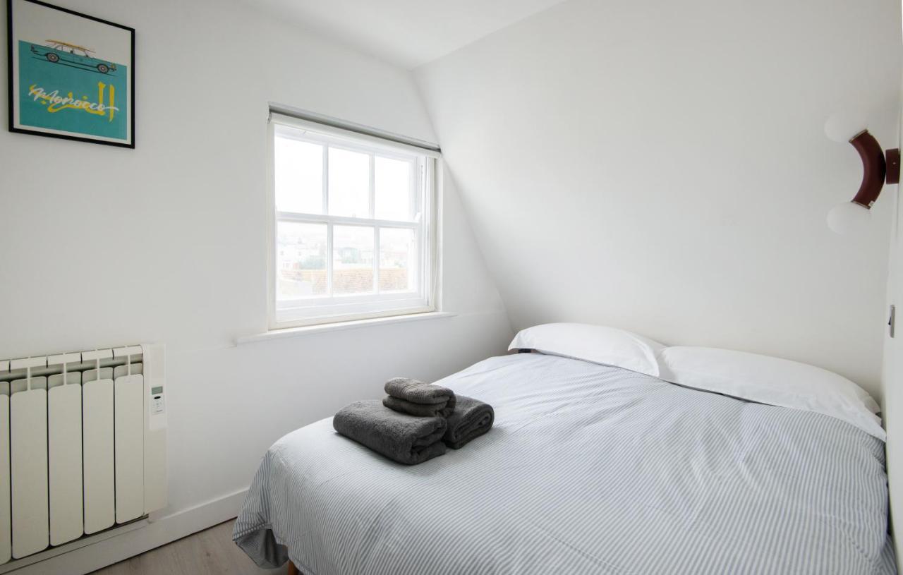 Central One-Bedroom, 99 Steps To The Sea Brighton Ngoại thất bức ảnh