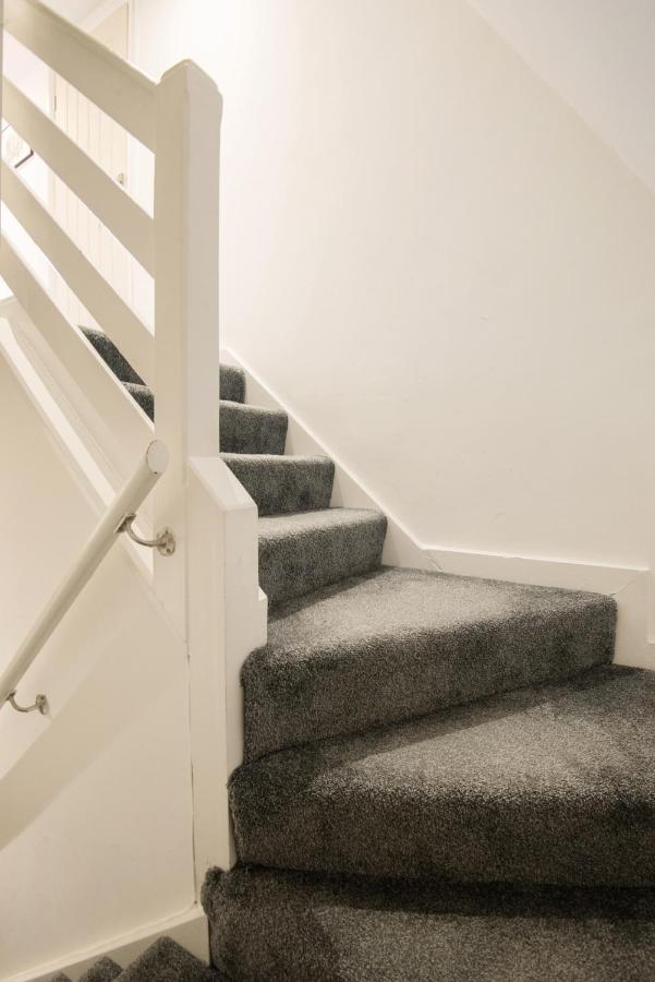 Central One-Bedroom, 99 Steps To The Sea Brighton Ngoại thất bức ảnh